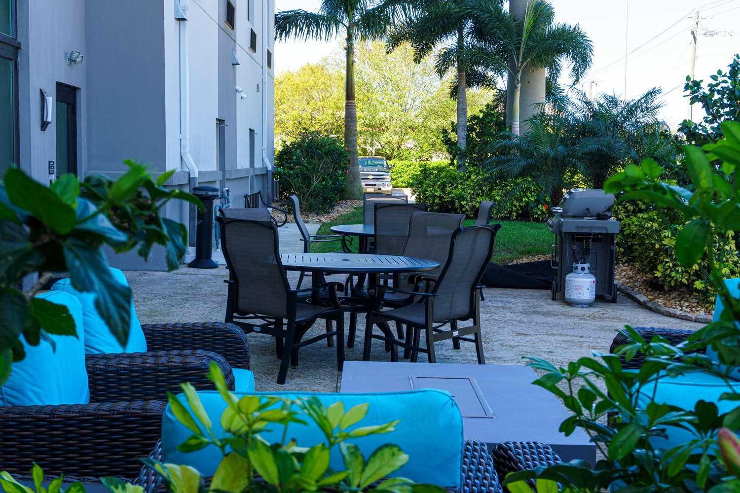 Magnolia Pointe; BW Signature Collection Fruitville Ngoại thất bức ảnh